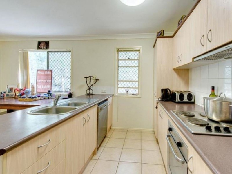 19 Springfield College Drive, Springfield QLD 4300