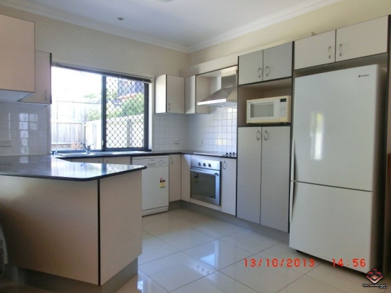 29 Edmond, Carina QLD 4152