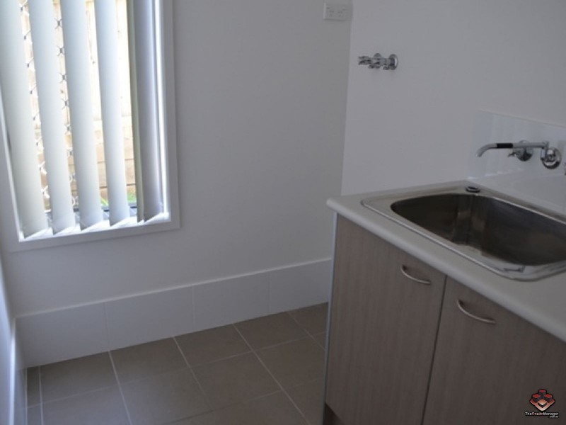 Pacific Pines QLD 4211