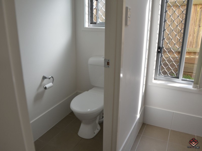 Pacific Pines QLD 4211