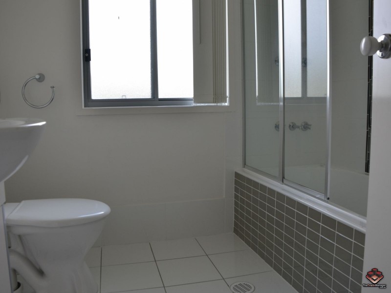 Pacific Pines QLD 4211