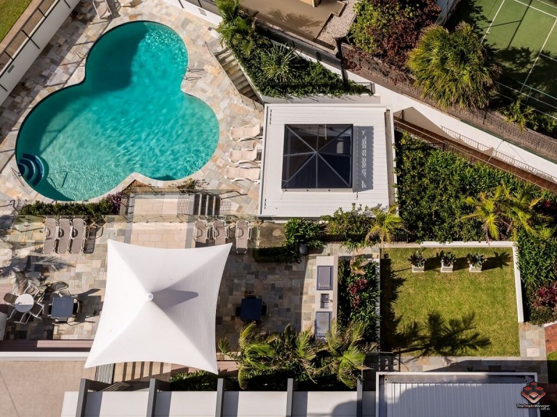 4 Britannia Avenue, Broadbeach QLD 4218