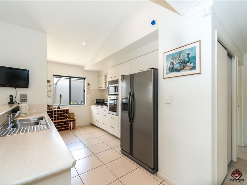 Hope Island QLD 4212