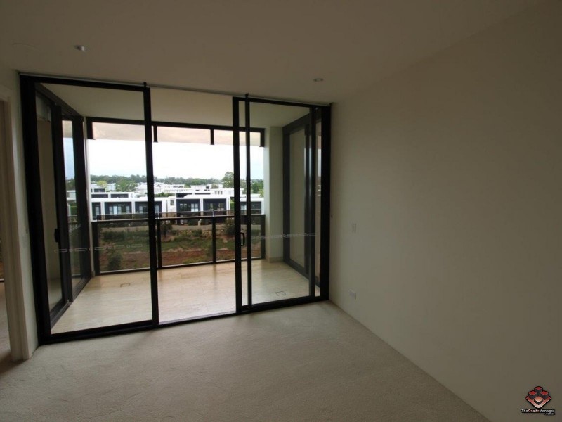 1 Marina Drive, Benowa QLD 4217