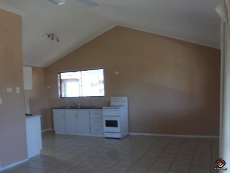 Point Vernon QLD 4655