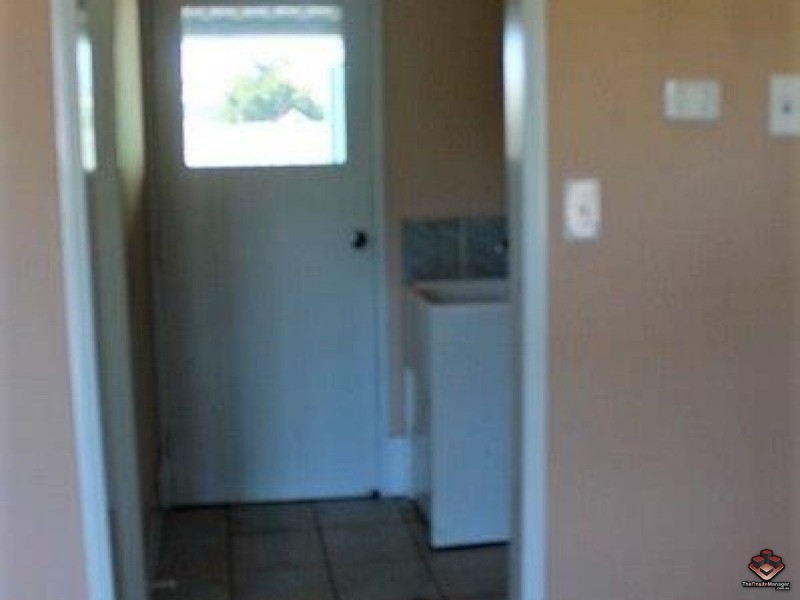Point Vernon QLD 4655