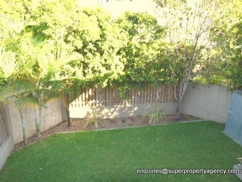 1 Boulton Drive, Nerang QLD 4211