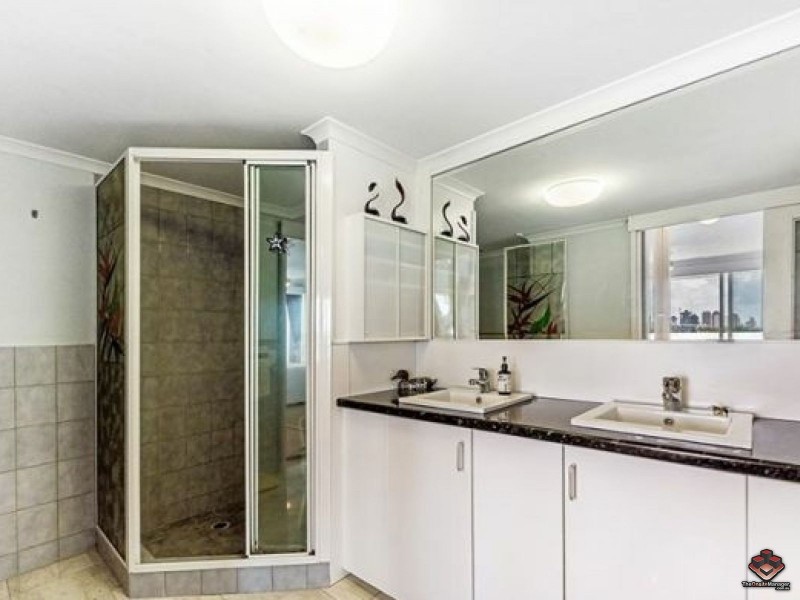 56 Hooker Boulevard, Mermaid Waters QLD 4218