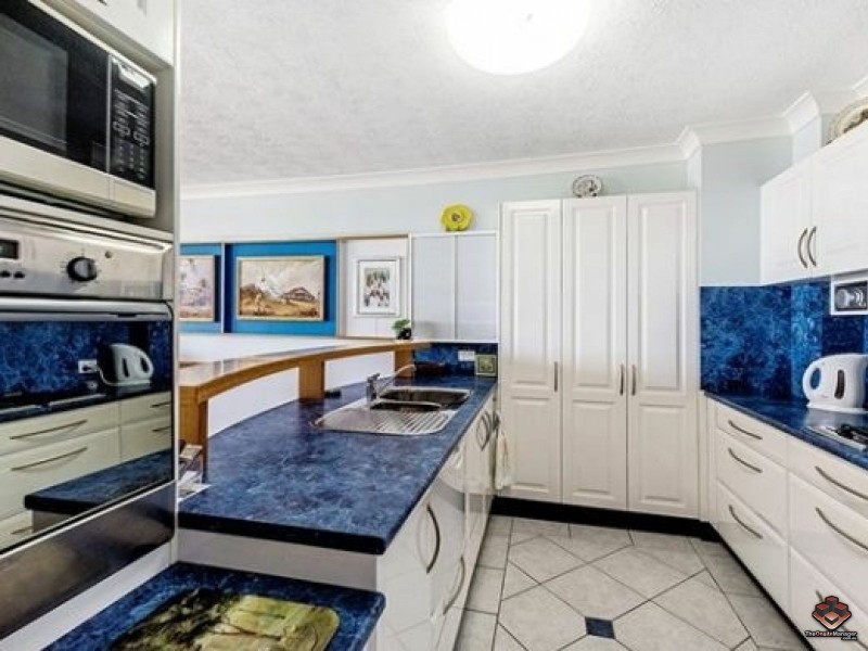 56 Hooker Boulevard, Mermaid Waters QLD 4218