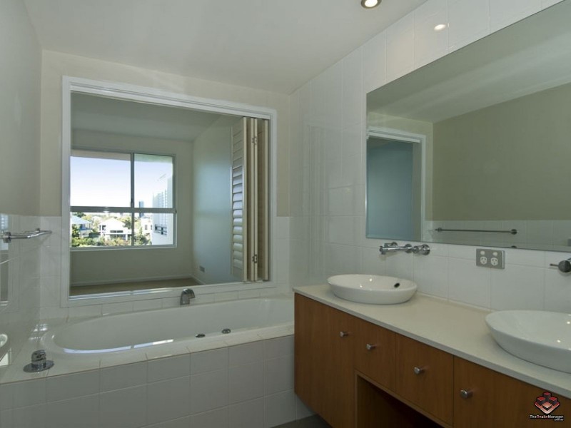 Robina QLD 4226
