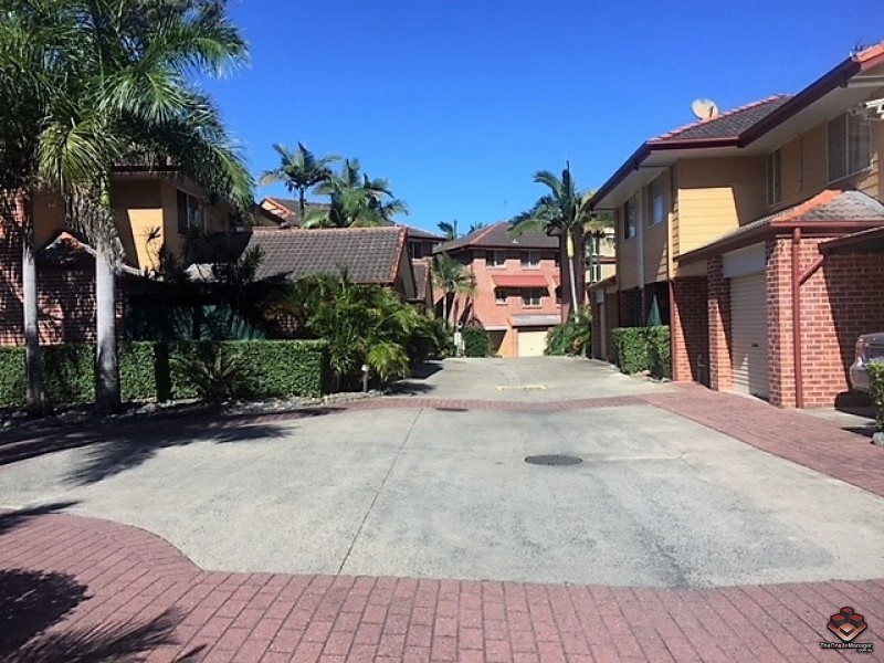100 Racecourse Drive, Bundall QLD 4217