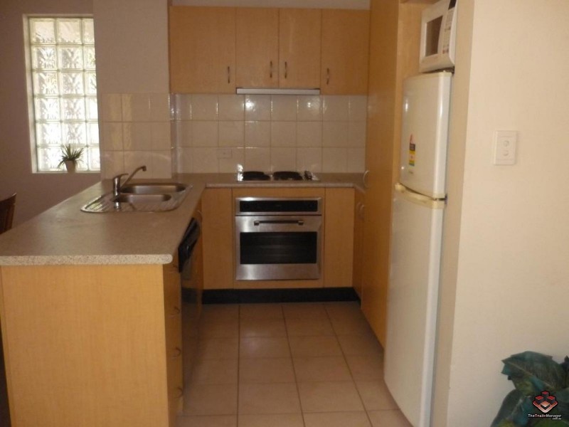 3-5 Norman Street, Southport QLD 4215