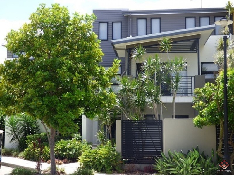 16 Surbiton Court, Carindale QLD 4152