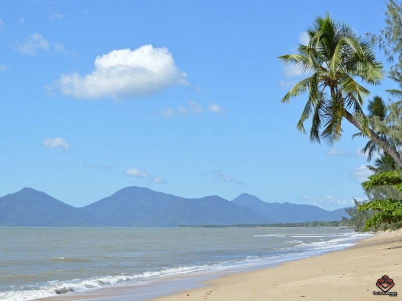 129 Oleander Street, Holloways Beach QLD 4878