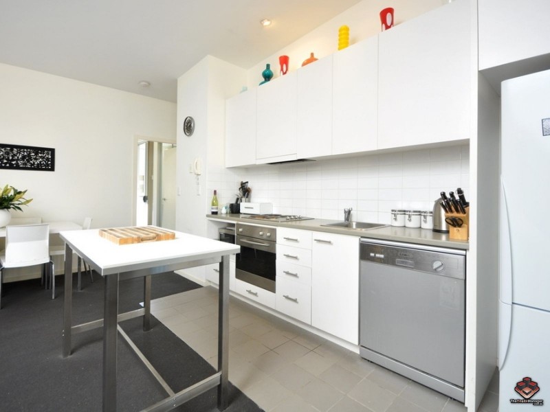 28 Masters Street, Newstead QLD 4006