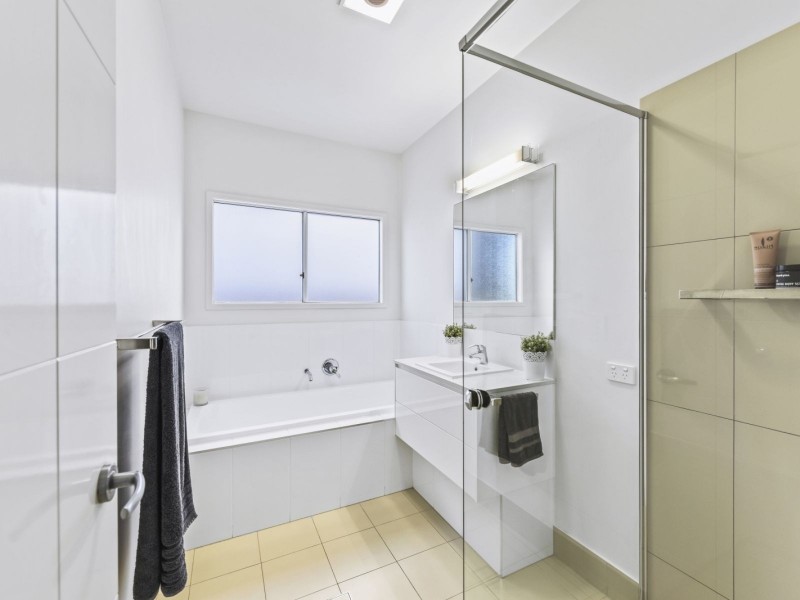 58 Hawkwood Street, Mount Gravatt East QLD 4122