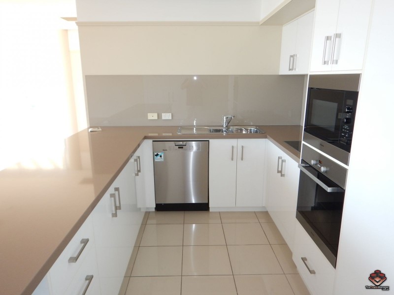 73 Spence Street, Cairns City QLD 4870