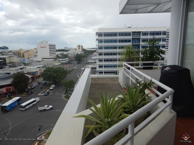 73 Spence Street, Cairns City QLD 4870