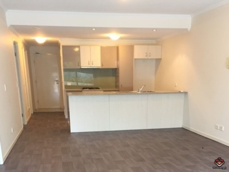 95 Clarence Road, Indooroopilly QLD 4068