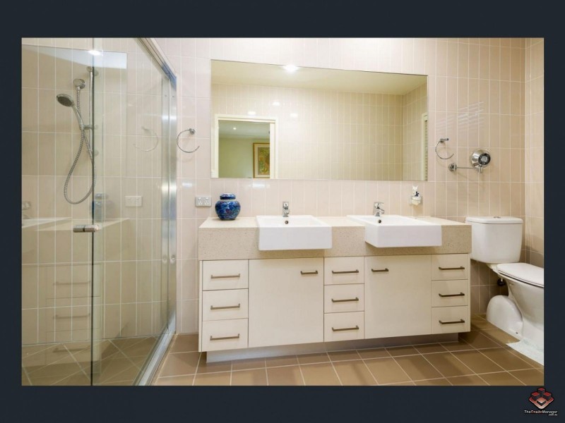 Hope Island QLD 4212