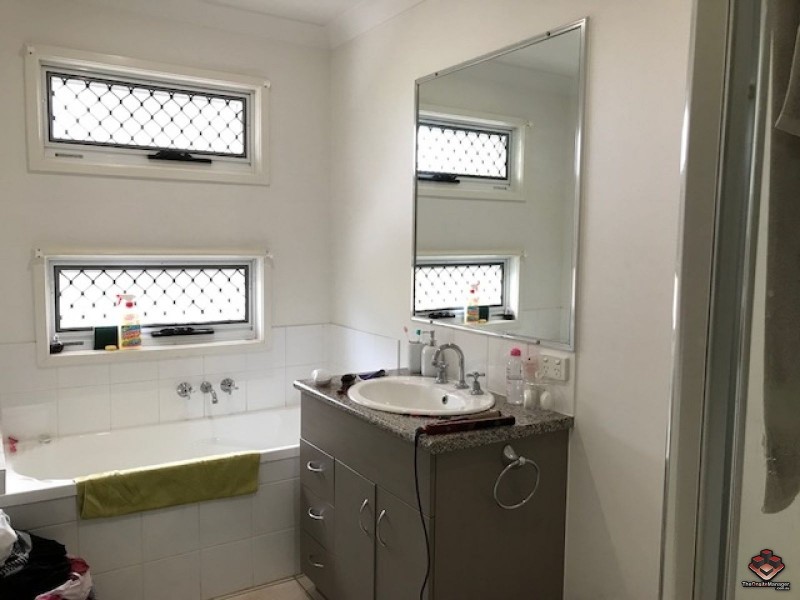 unit 13/29 Lachlan Drive, Wakerley QLD 4154