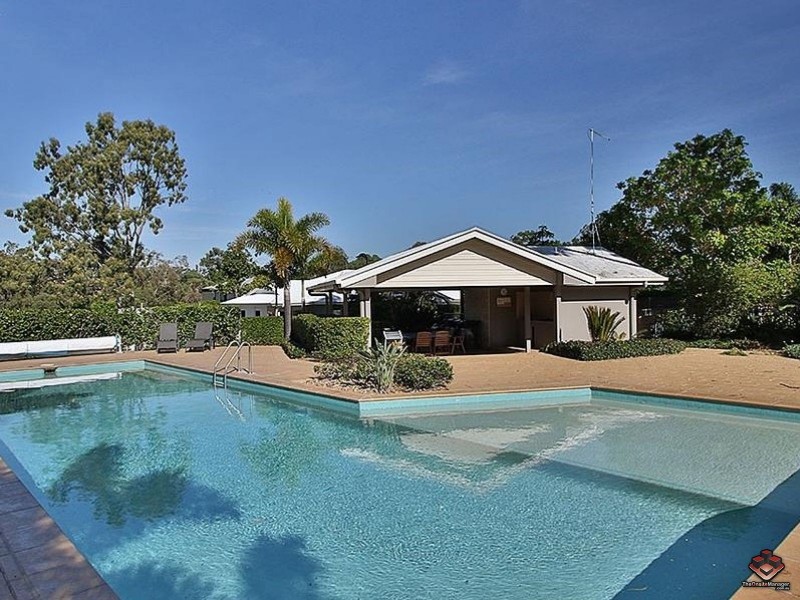 unit 13/29 Lachlan Drive, Wakerley QLD 4154
