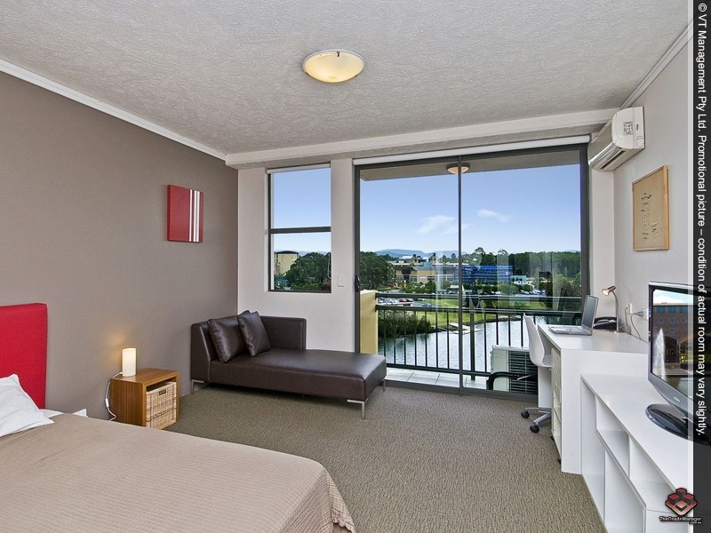 25 Lake Orr Drive, Robina QLD 4226