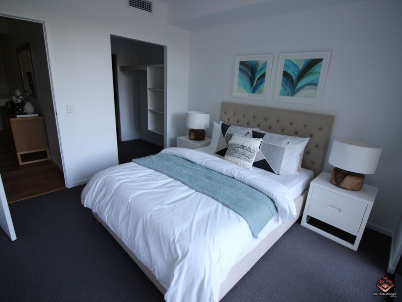 30 Johnston, Bulimba QLD 4171