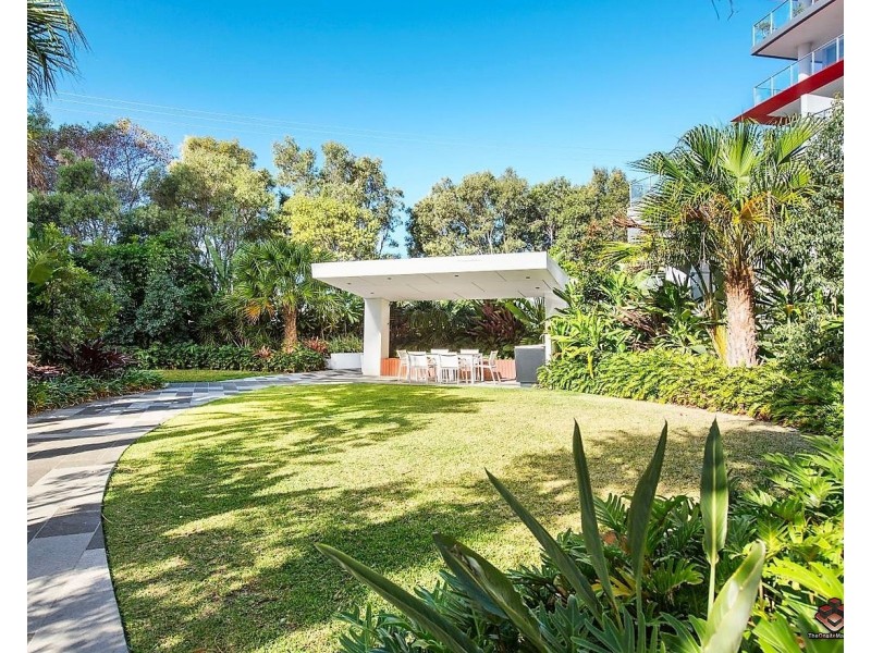 25 East Quay Drive, Biggera Waters QLD 4216