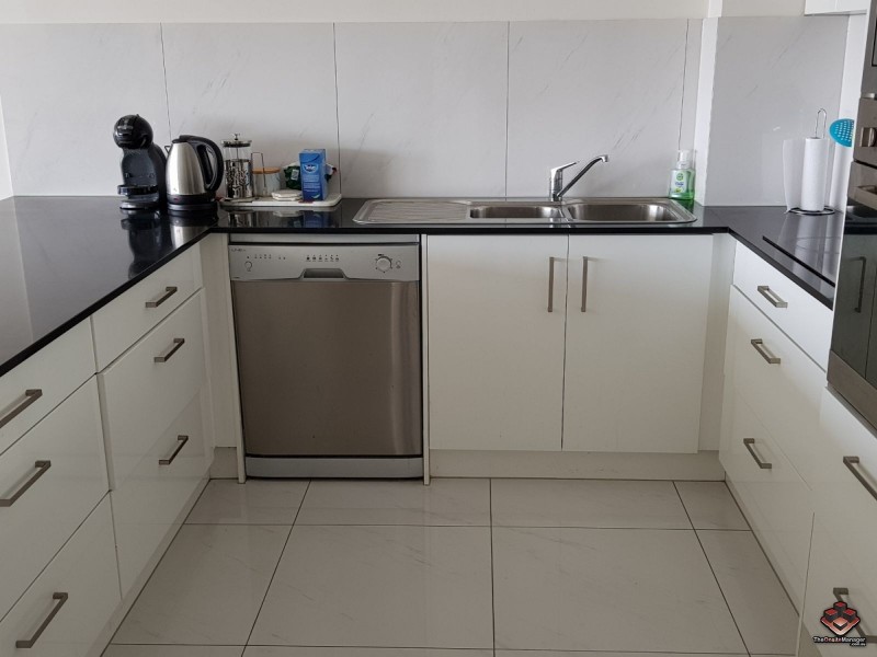 56 Hooker Boulevard, Mermaid Waters QLD 4218