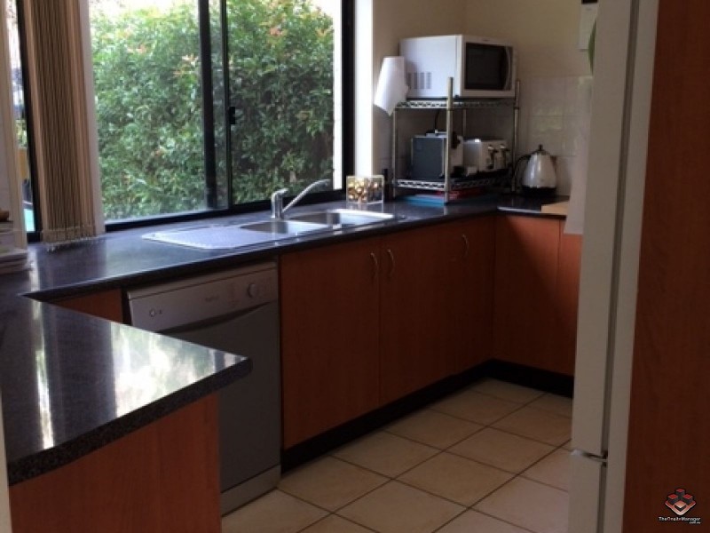 44 McLaren Road, Nerang QLD 4211