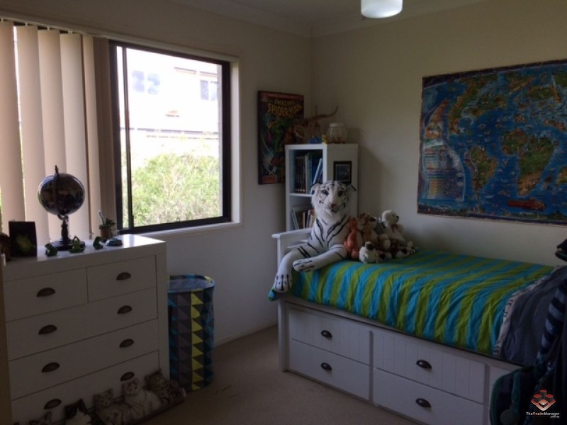 44 McLaren Road, Nerang QLD 4211