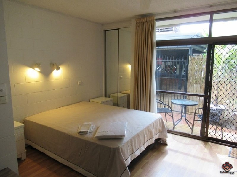 175 Lake Street, Cairns City QLD 4870