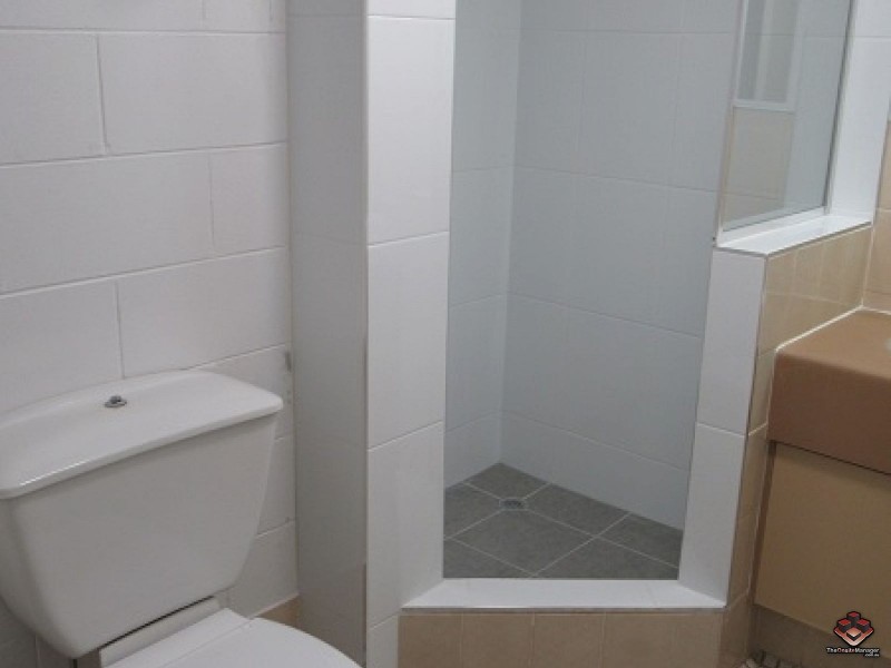 175 Lake Street, Cairns City QLD 4870