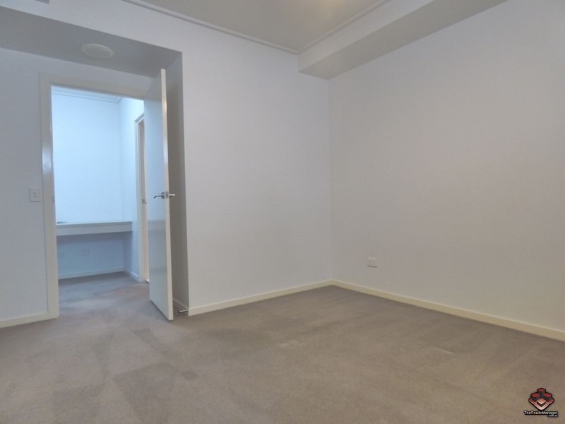 16 Surbiton Court, Carindale QLD 4152