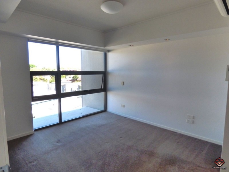 16 Surbiton Court, Carindale QLD 4152