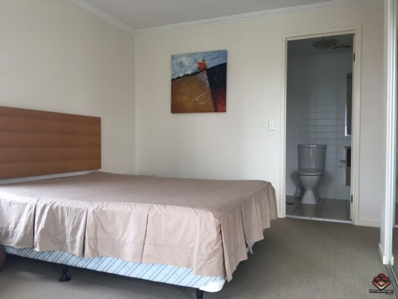 24 Allwood Street, Indooroopilly QLD 4068