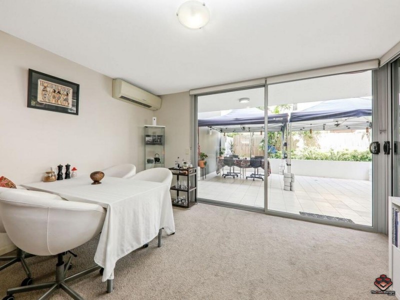 24 Allwood Street, Indooroopilly QLD 4068