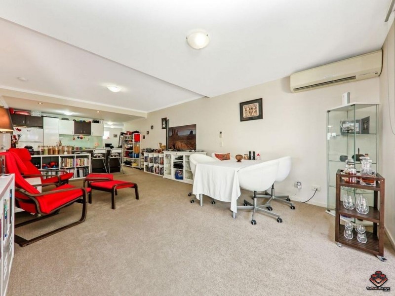 24 Allwood Street, Indooroopilly QLD 4068