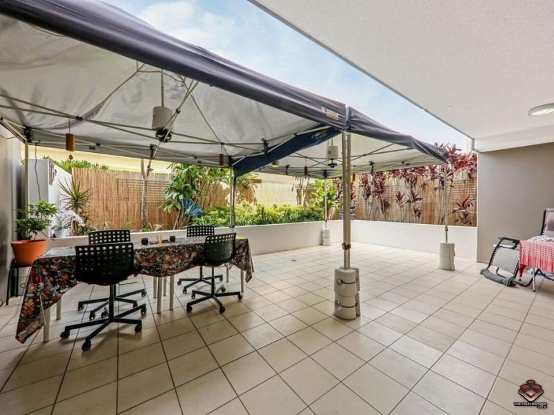 24 Allwood Street, Indooroopilly QLD 4068