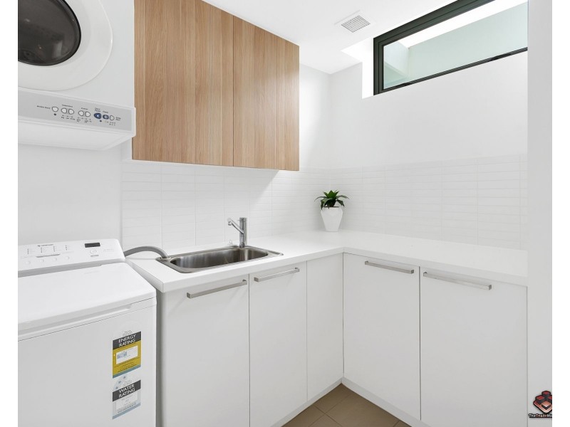 4306/323 Bayview Street, Hollywell QLD 4216