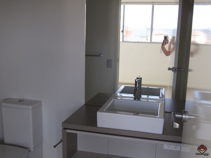 60 Riverwalk Avenue, Robina QLD 4226