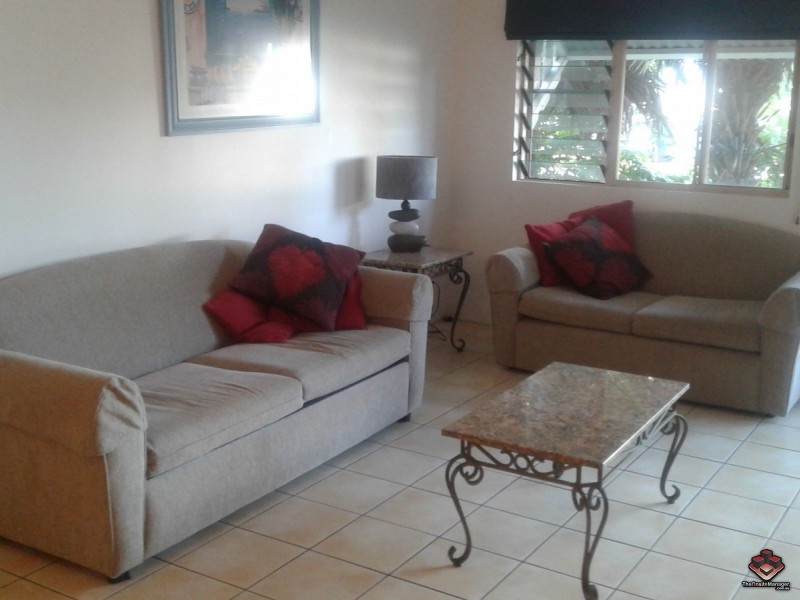 129 Oleander Street, Holloways Beach QLD 4878