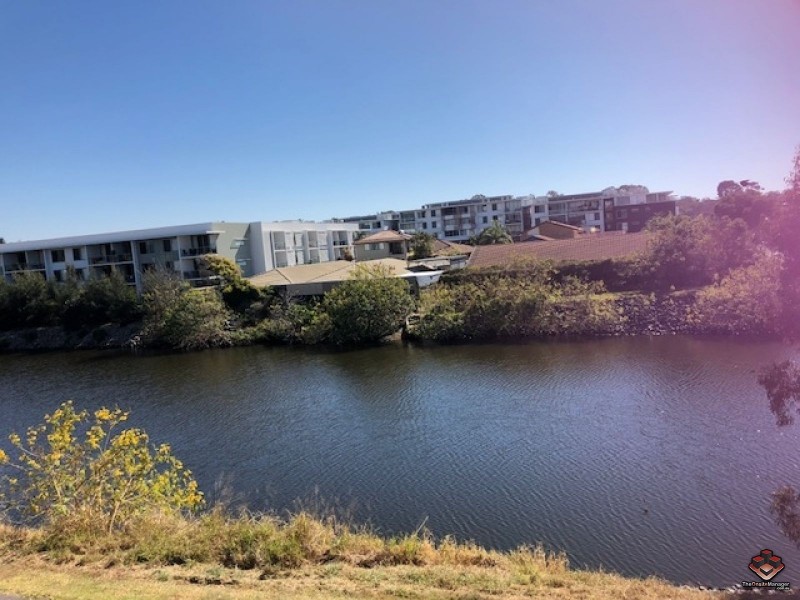 100 Racecourse Drive, Bundall QLD 4217