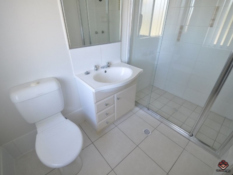 130 Jutland Street, Oxley QLD 4075