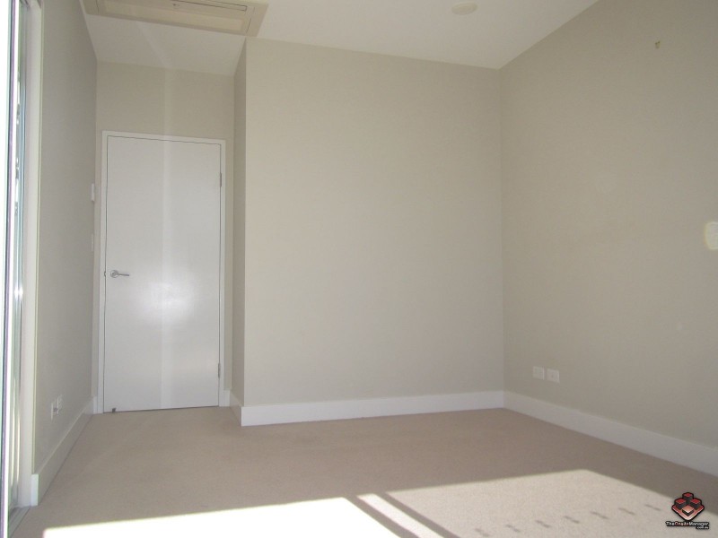 37c Harbour Road, Hamilton QLD 4007