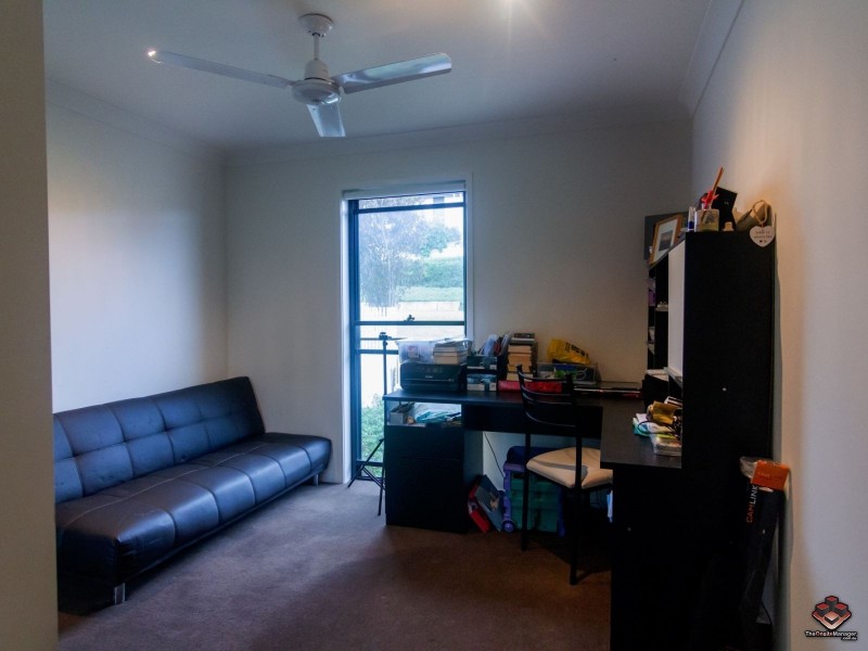 14 Norris Street, Pacific Pines QLD 4211