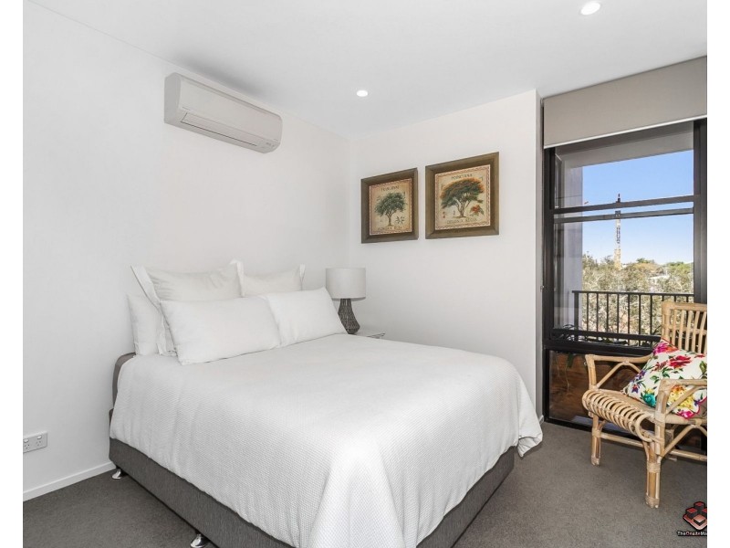 31 Bombery Street, Cannon Hill QLD 4170