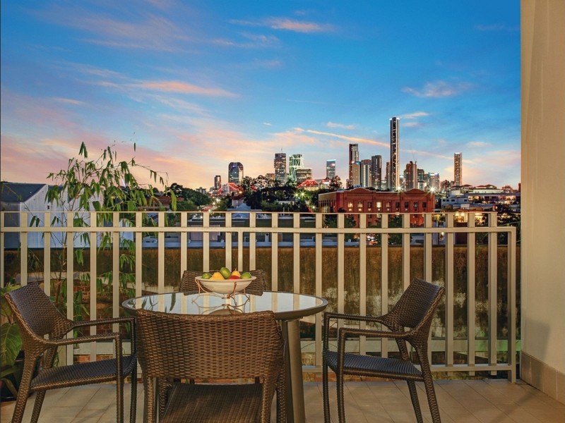 U619C/8 Skyring Terrace, Teneriffe QLD 4005