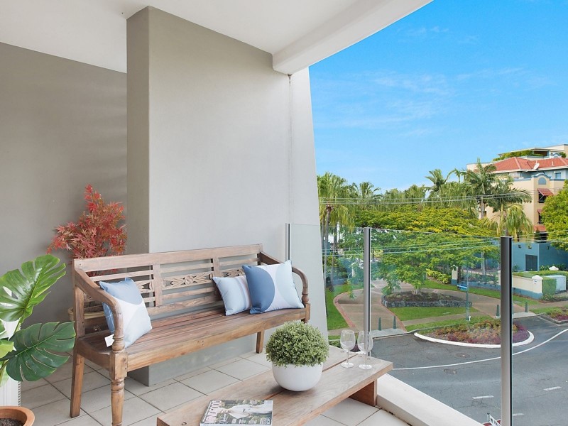 42 Newstead Terrace, Newstead QLD 4006